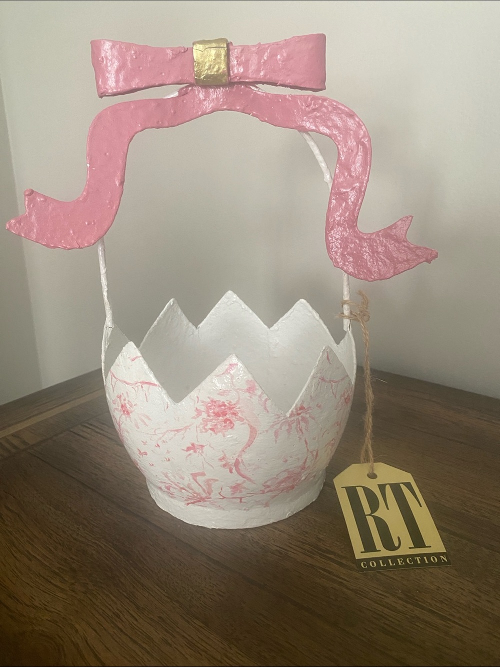 Pink and White Basket NWT
